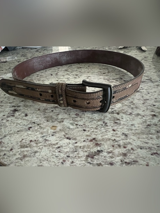 Other - Men's Brown Leather Belt with Black Buckle .  w30